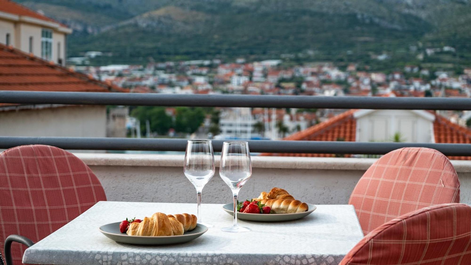 Apartments Kudelik Trogir Eksteriør bilde