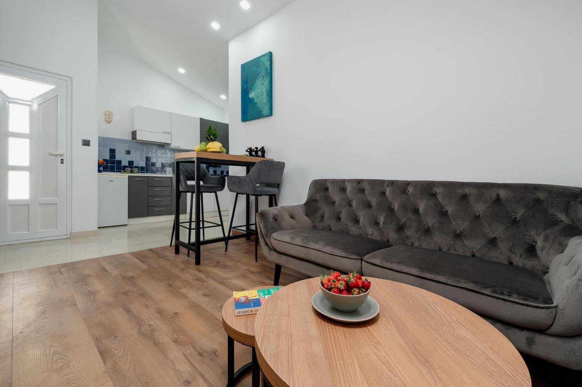 Apartments Kudelik Trogir Eksteriør bilde