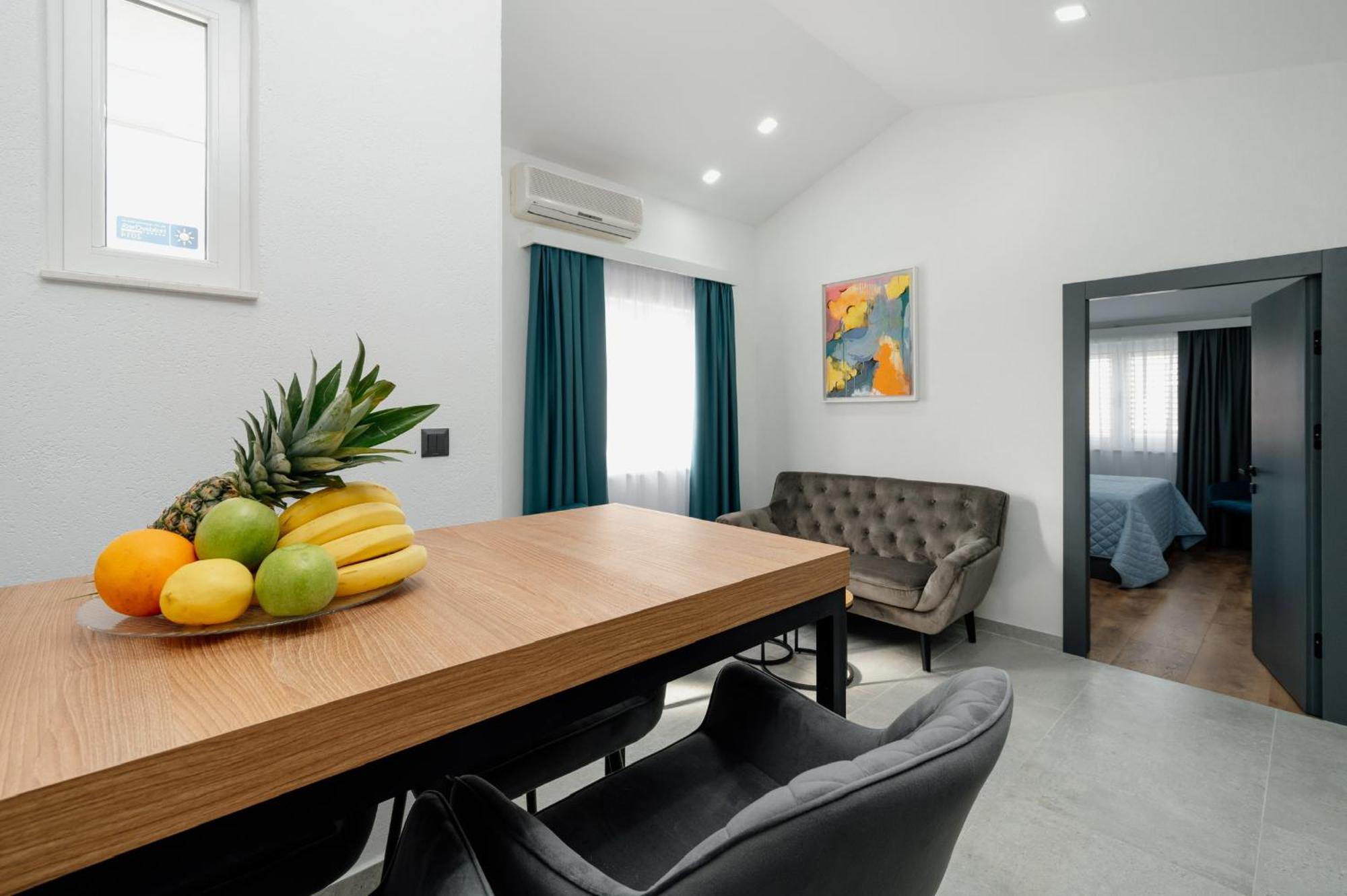 Apartments Kudelik Trogir Eksteriør bilde