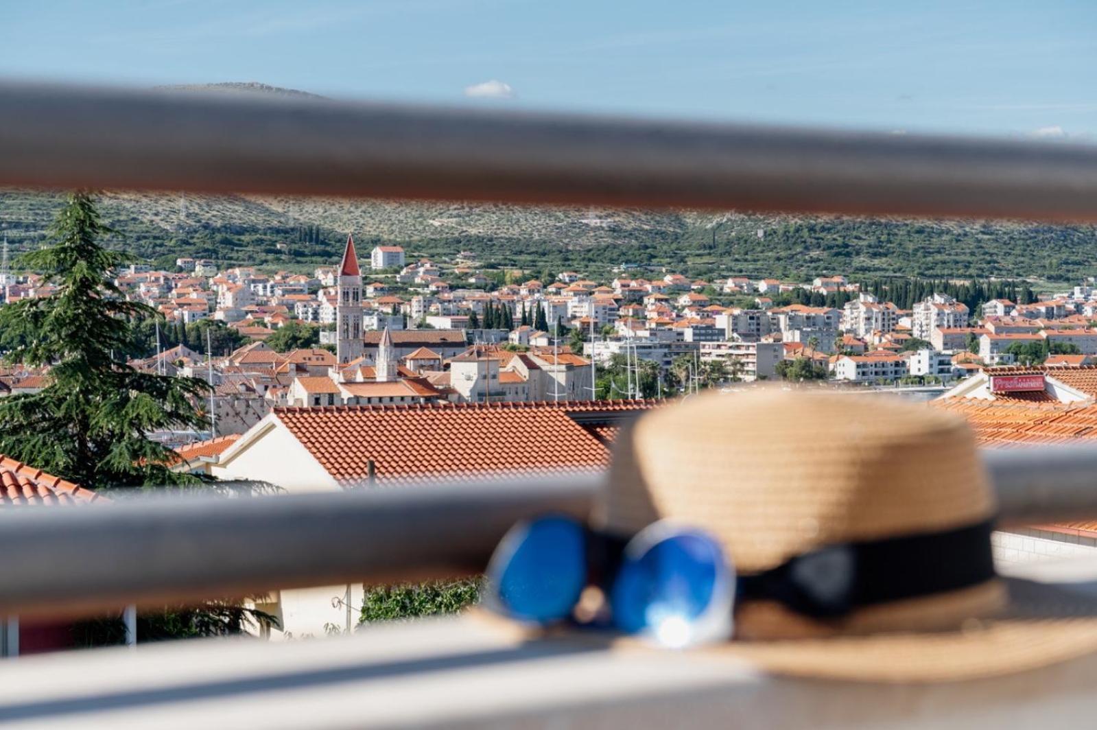 Apartments Kudelik Trogir Eksteriør bilde