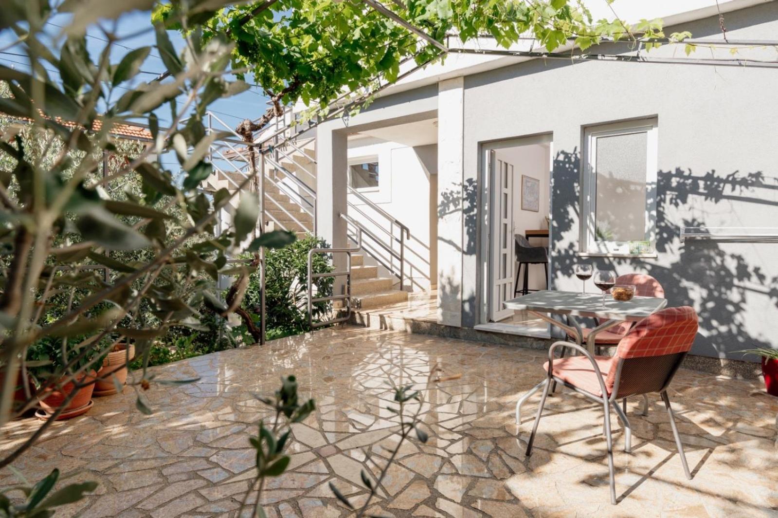 Apartments Kudelik Trogir Eksteriør bilde