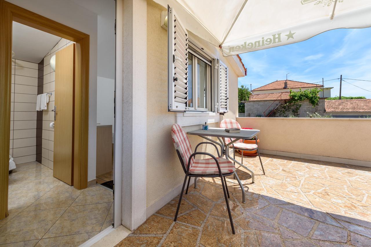 Apartments Kudelik Trogir Eksteriør bilde