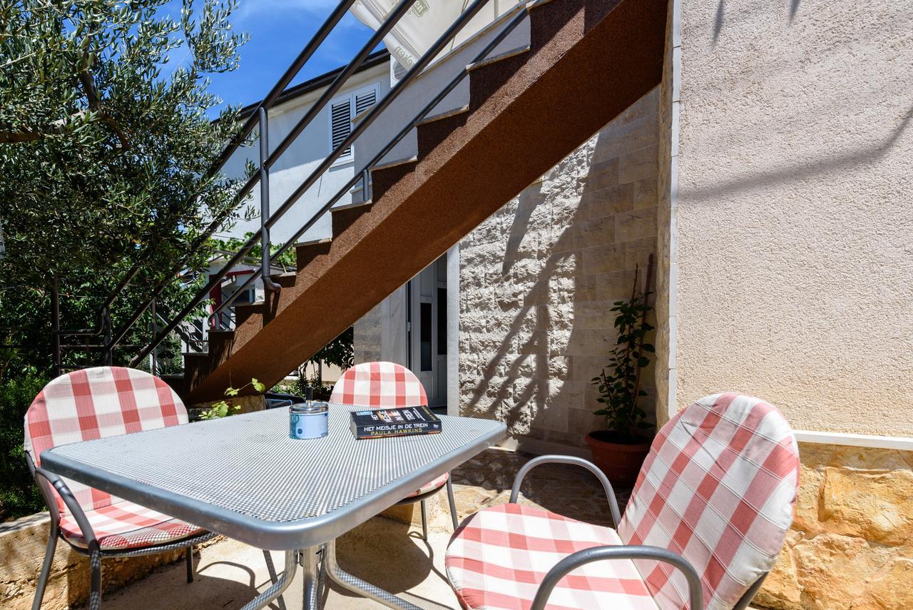 Apartments Kudelik Trogir Eksteriør bilde